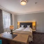 Krone Am Fluss - Hotel