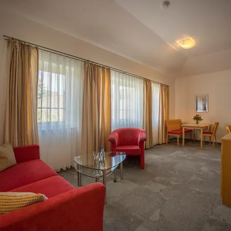 Die Krone Am Fluss - Landhotel Sindringen Sindringen