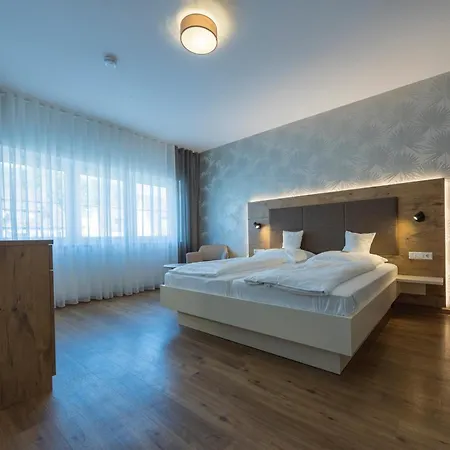 Hotel Krone Am Fluss - Sindringen