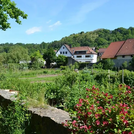 Krone Am Fluss - ホテル