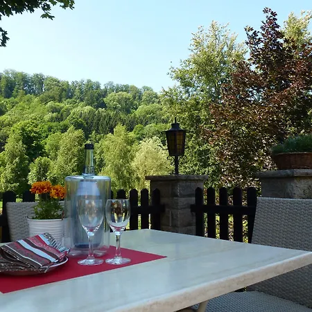 Krone Am Fluss -