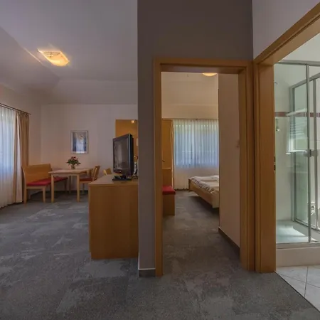 Die Krone Am Fluss - Landhotel Sindringen Sindringen