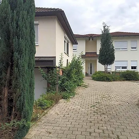Krone Am Fluss -
