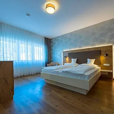 Hotel Krone Am Fluss -