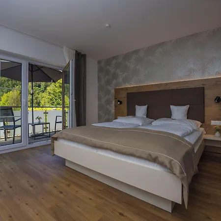 Hotel Krone Am Fluss -